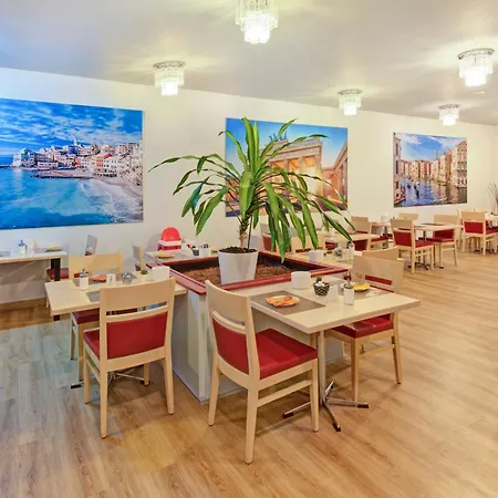 Ambassador Thecontinents Otel 3*