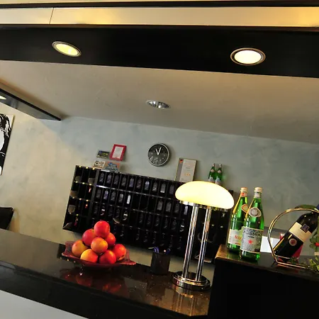 Ambassador Thecontinents Otel 3*