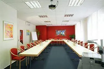 Ambassador Thecontinents 3*