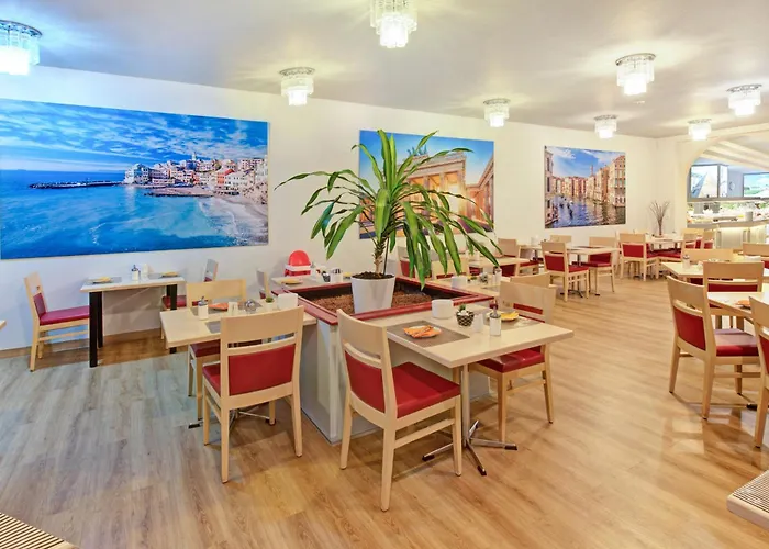 Ambassador Thecontinents فندق 3*