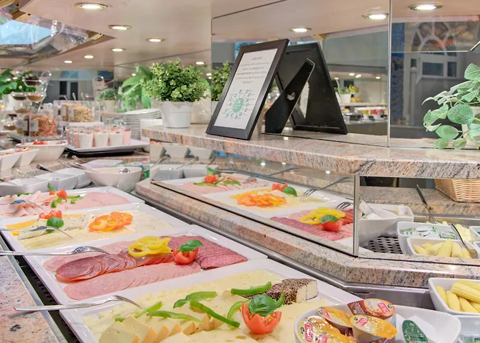 Ambassador Thecontinents فندق