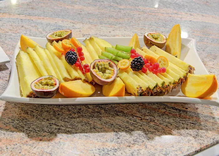 Ambassador Thecontinents فندق