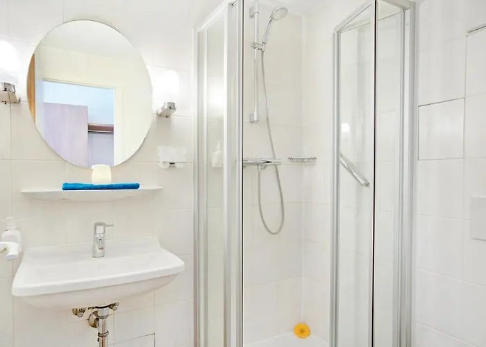 Ambassador Thecontinents 3* كارلسروه