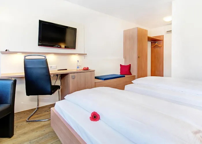 Hotel Ambassador Thecontinents 3*