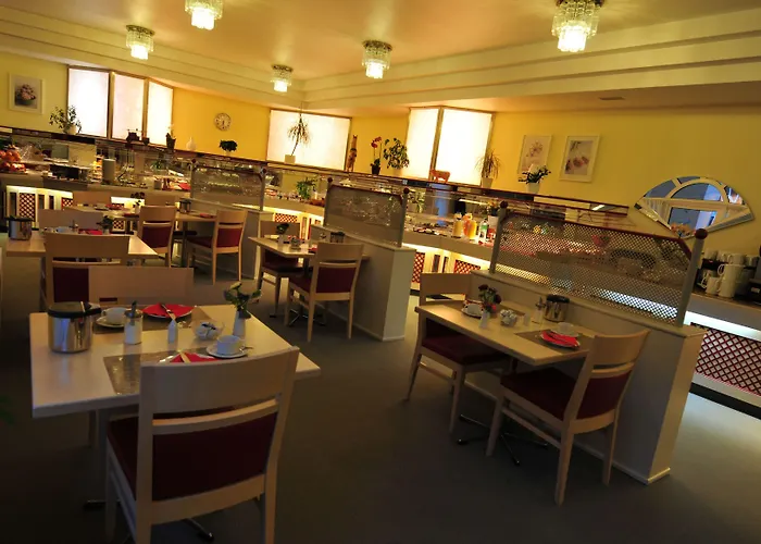 Ambassador Thecontinents فندق